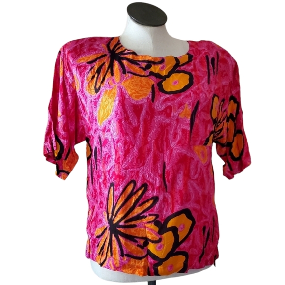 DB. Sport Tops - Womens Vintage tropical pink rayon Top medium